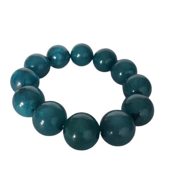 Green Stretch Bracelet 6.5 inches - Picture 1 of 6